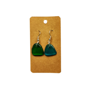 Boucle d'oreille en verre poli par la mer Méditerranée