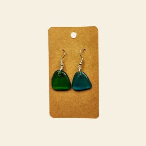 boucles d’oreilles en verre poli par la mer