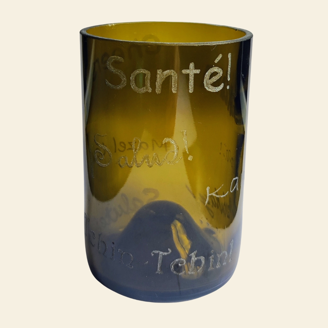 verre fait main en bouteille transformée upcycling