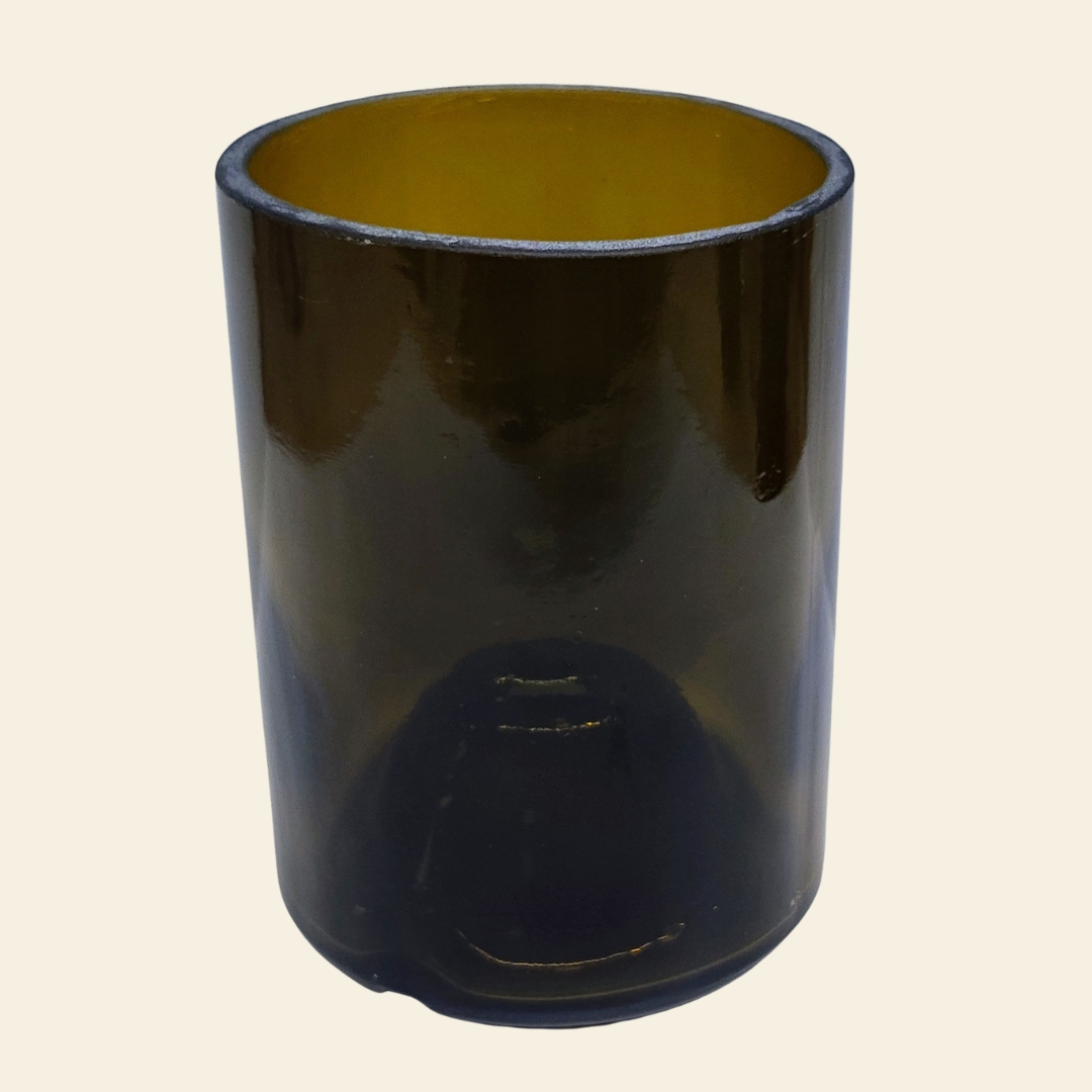verre fait main en bouteille transformée upcycling